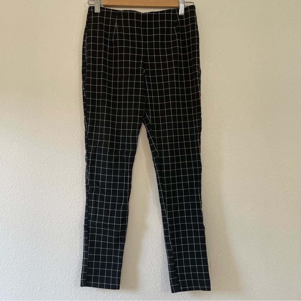 Calvin Klein Women’s Black & White Dress Pants Size 6